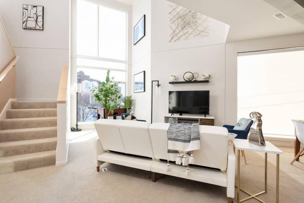Upscale 3Br Penthouse By Cozysuites Indianápolis Exterior foto
